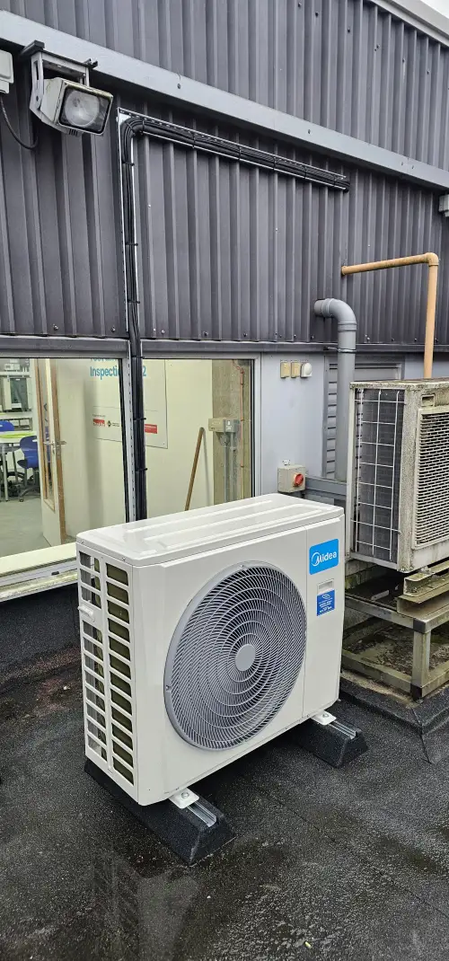 Click Here To Enlarge This Photo Of Classroom Air Conditioning Installation in Leicester